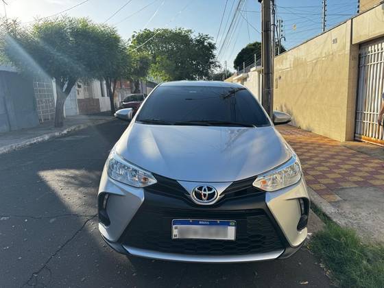 TOYOTA YARIS 1.5 16V FLEX SEDAN XL MULTIDRIVE TOYOTA YARIS 1.5 16V FLEX SEDAN XL MULTIDRIVE